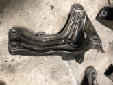 Oto Çıkma Parça / Audi / A5 / Motor / Takozu & Kulağı / Çıkma Parça 