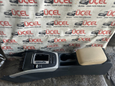 Oto Çıkma Parça / Audi / A4 / Koltuk & Döşeme / Orta Konsol / Çıkma Parça 