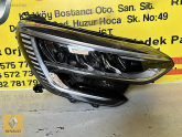 Oto Çıkma Parça / Renault / Megane / Far & Stop / Sağ Ön Far / Çıkma Parça 