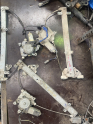 Oto Çıkma Parça / Nissan / Skystar / Oto Cam / Cam Krikosu / Çıkma Parça 