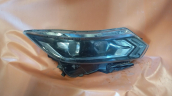 Oto Çıkma Parça / Nissan / Qashqai / Far & Stop / Sağ Ön Far / Çıkma Parça 