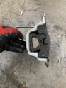 Oto Çıkma Parça / Fiat / Linea / Motor / Takozu & Kulağı / Çıkma Parça 