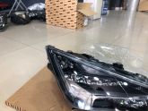 Oto Çıkma Parça / Seat / Leon / Far & Stop / Sağ Ön Far / Çıkma Parça 