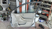 2005 Honda civic ÇIKMA ORJINAL hatchback sağ ön kapı döşemesi