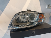 Oto Çıkma Parça / Audi / A4 / Far & Stop / Sol Ön Far / Çıkma Parça 