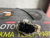 Oto Çıkma Parça / Volkswagen / Jetta / Kaporta & Karoser / Kapı Kilidi / Çıkma Parça 
