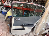 Oto Çıkma Parça / Renault / Megane / Kaporta & Karoser / Sağ Arka Kapı / Çıkma Parça 