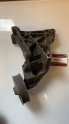 90581529 opel zafira klima kompresörü braketi 90581529 opel zafira klima kompresörü braketi