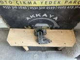 7700432410 Kangoo 1.4 Sağ Motor Kulağı Orjinal Çıkma