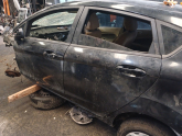 FORD FİESTA SOL 2 KAPI ÇIKMA DOLU