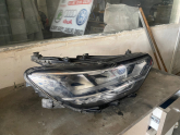Oto Çıkma Parça / Volkswagen / Passat / Far & Stop / Sağ Ön Far / Çıkma Parça 