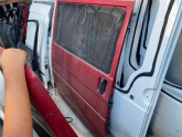 Oto Çıkma Parça / Volkswagen / Transporter / Oto Cam / Bagaj Camı / Çıkma Parça 