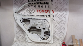 Oto Çıkma Parça / Toyota / Corolla / Kaporta & Karoser / Sol Arka Kapı / Çıkma Parça 