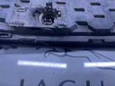 Oto Çıkma Parça / Jaguar / F-Pace / Tampon / Sis Farı Çerçevesi / Çıkma Parça 
