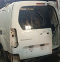 peugeot partner sol bagaj kapağı