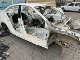 Oto Çıkma Parça / Volkswagen / Jetta / Kaporta & Karoser / Komple Ön / Çıkma Parça 