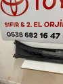 Oto Çıkma Parça / Toyota / Corolla / Oto Cam / Ön Cam Izgarası / Çıkma Parça 