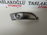 FORD FİESTA SAĞ AYNA SİNYALİ