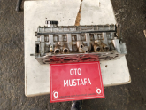 Oto Çıkma Parça / Renault / R 11 / Motor / Silindir Kapağı / Çıkma Parça 