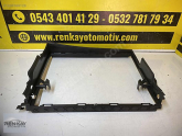Oto Çıkma Parça / Renault / Captur / Radyatör / Radyatör Ayağı / Çıkma Parça 