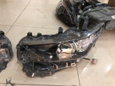 Oto Çıkma Parça / Toyota / Auris / Far & Stop / Sağ Ön Far / Çıkma Parça 
