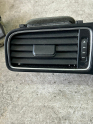 Oto Çıkma Parça / Volkswagen / Jetta / Göğüslük & Torpido / Gösterge Çerçevesi / Çıkma Parça 