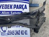 Oto Çıkma Parça / Fiat / Doblo / Oto Cam / Ön Cam Izgarası / Çıkma Parça 