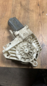 8K0959801A AUDİ A4 A5 Q5 SKODA SÜPERB SOL ÖN CAM MOTORU