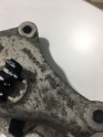 Oto Çıkma Parça / Renault / Clio / Motor / Takozu & Kulağı / Çıkma Parça 