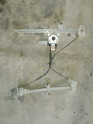 Oto Çıkma Parça / Peugeot / Partner / Oto Cam / Cam Krikosu / Çıkma Parça 