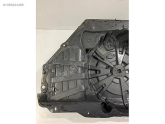Oto Çıkma Parça / Renault / Megane / Kaporta & Karoser / Bagaj Havuz Sacı / Çıkma Parça 