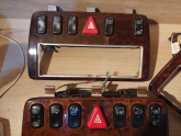 Oto Çıkma Parça / Mercedes / EQC / Oto Cam / Düğme Çerçevesi / Çıkma Parça 