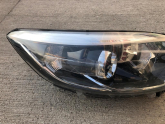 Oto Çıkma Parça / Renault / Captur / Far & Stop / Sağ Ön Far / Çıkma Parça 