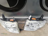 Oto Çıkma Parça / Mitsubishi / Pajero / Far & Stop / Sağ Ön Far / Çıkma Parça 
