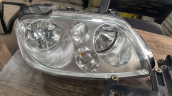 Oto Çıkma Parça / Volkswagen / Touran / Far & Stop / Sağ Ön Far / Çıkma Parça 