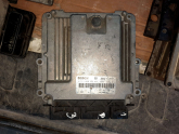 Renault Captur motor beyni 0 281 030 899