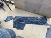 Oto Çıkma Parça / Bmw / 3 Serisi / Tampon / Alt Muhafaza / Çıkma Parça 