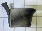 Oto Çıkma Parça / Volkswagen / Touareg / Radyatör / İntercooler / Çıkma Parça 