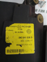 Oto Çıkma Parça / Volkswagen / Caddy / Far & Stop / Sağ Ön Far / Çıkma Parça 