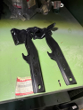 SUZUKI GRAND VİTARA SOL KAPUT MENTEŞESİ 57420-65J01