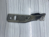 Oto Çıkma Parça / Volkswagen / Golf / Kaporta & Karoser / Kaput Menteşesi / Çıkma Parça 