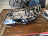 Oto Çıkma Parça / Skoda / Superb / Far & Stop / Sol Ön Far / Çıkma Parça 