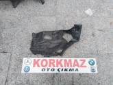 Oto Çıkma Parça / Volkswagen / Beetle / Far & Stop / Far Braketi / Çıkma Parça 