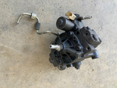 Oto Çıkma Parça / Renault / Fluence / Motor / Mazot Pompası / Çıkma Parça 