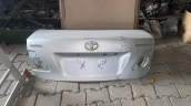 Toyota corolla 2010 model arka bagaj kapağı