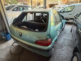 Peugeot 106 bagaj kapağı