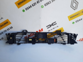 Oto Çıkma Parça / Renault / Clio / Tampon / Orta Izgara / Çıkma Parça 