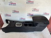 Oto Çıkma Parça / Mitsubishi / Outlander / Koltuk & Döşeme / Orta Konsol / Çıkma Parça 