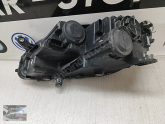 Oto Çıkma Parça / Volkswagen / Passat / Far & Stop / Sağ Ön Far / Çıkma Parça 
