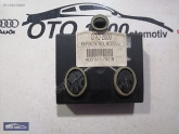 Oto Çıkma Parça / Audi / 200 Serisi / Koltuk & Döşeme / İç Kapı Kolu / Çıkma Parça 